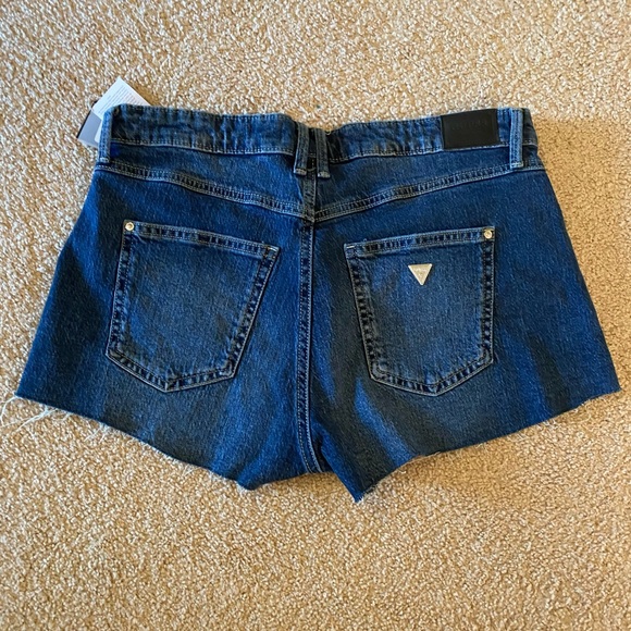 NEW Guess Jean Shorts - Picture 3 of 6
